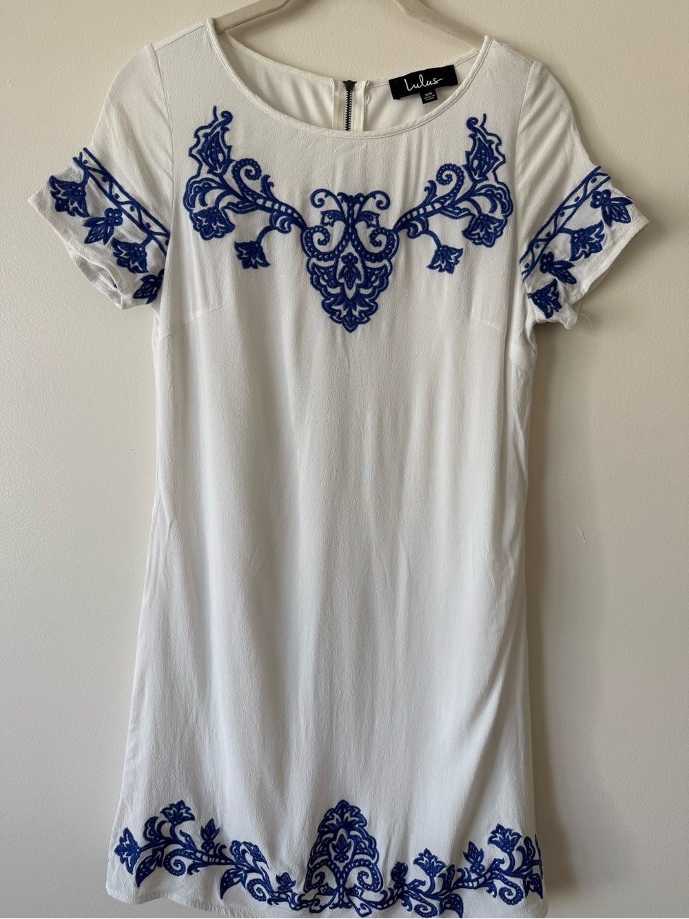 Lulu's Tale tontell blue and ivory shift dress